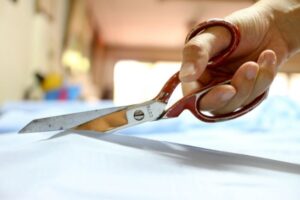 Leia mais sobre o artigo Melhores tesouras de tecido – Saiba como escolher a sua!