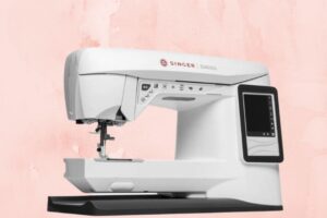 Leia mais sobre o artigo Máquina de bordar Singer em9305 é boa? Veja Nossa Análise