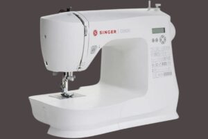 Leia mais sobre o artigo Singer C5605: A Máquina de Costura Ideal para Iniciantes e Profissionais?